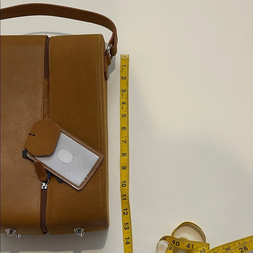 Ameri Leather Tan Leather Wine Travel Bag